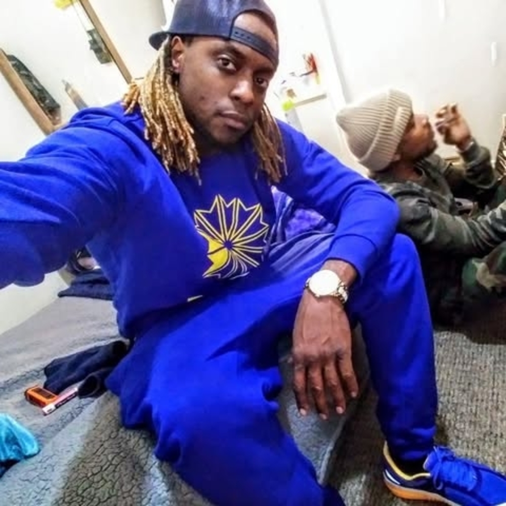 Meet your Posher, Applehead